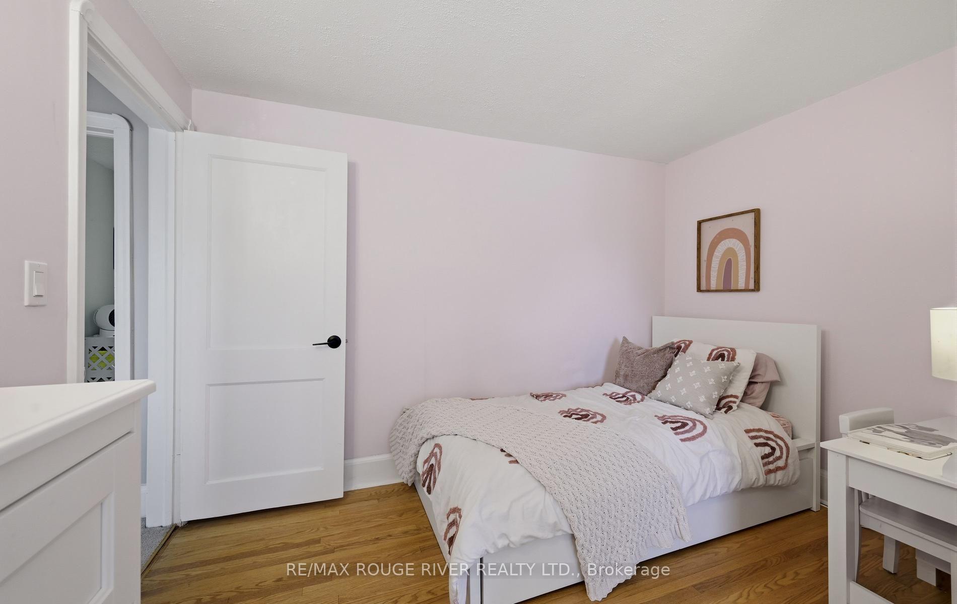 Photo 22 of 1576 Highway 2 Road, Clarington, Courtice — HOMEH