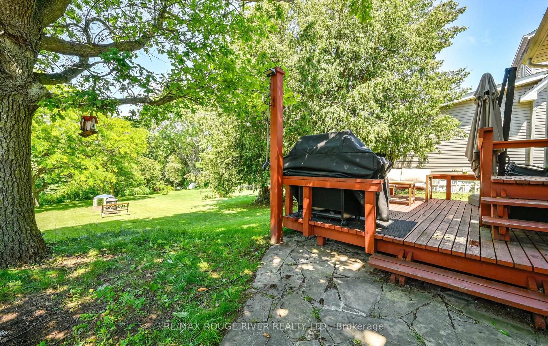 Photo 37 of 1576 Highway 2 Road, Clarington, Courtice — HOMEH