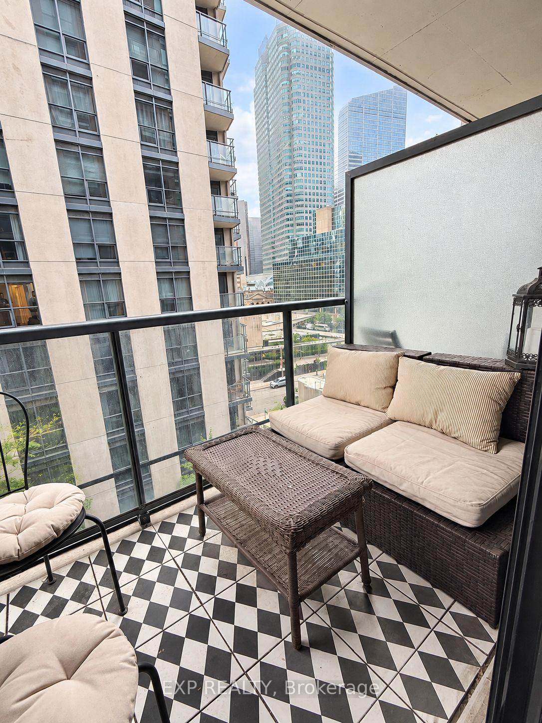 Photo 14 of Unit 702, 38 The Esplanade, Toronto, Waterfront Communities — HOMEH