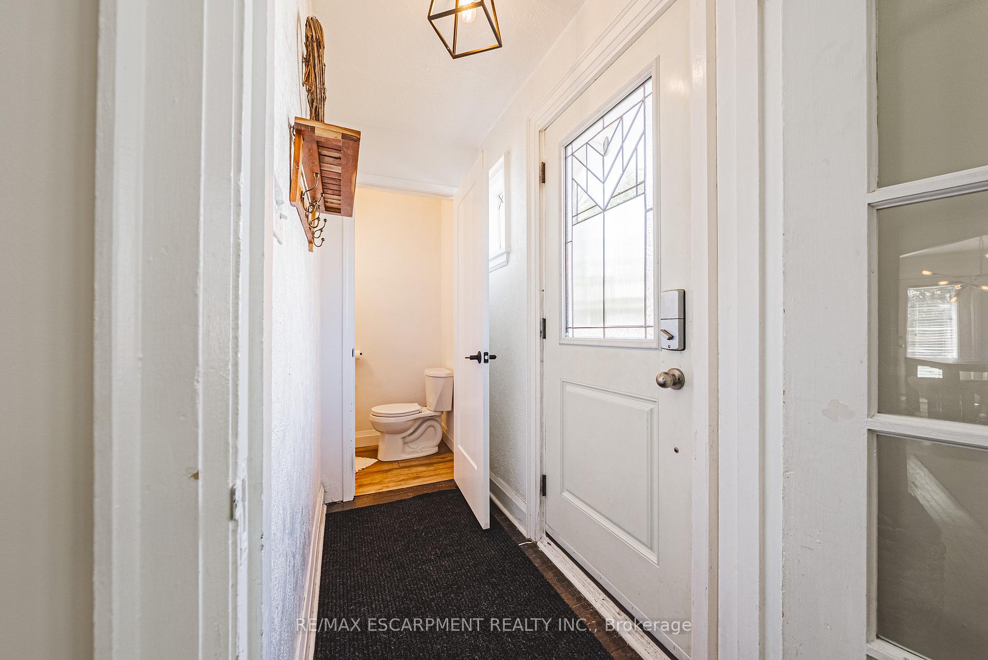 Photo 3 of 239 Rosewood Road, Hamilton, Glenview — HOMEH