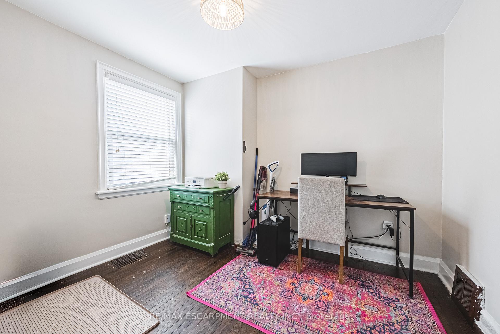 Photo 13 of 239 Rosewood Road, Hamilton, Glenview — HOMEH
