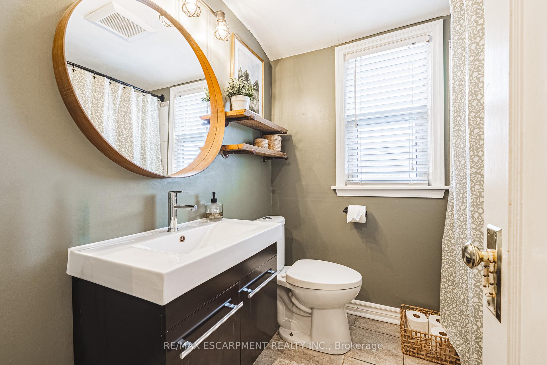 Photo 14 of 239 Rosewood Road, Hamilton, Glenview — HOMEH