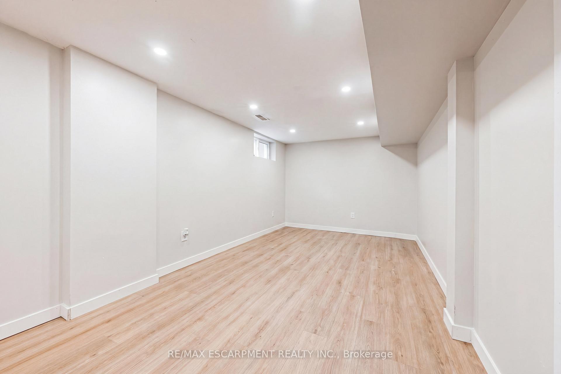 Photo 20 of 239 Rosewood Road, Hamilton, Glenview — HOMEH