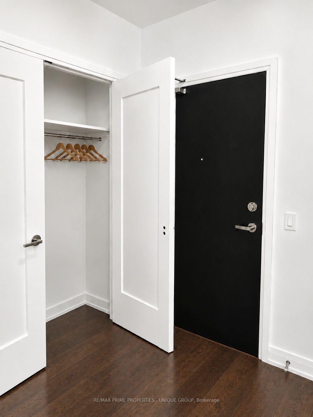 Photo 8 of Unit 412, 293 The Kingsway, Etobicoke, Edenbridge-Humber Valley — HOMEH
