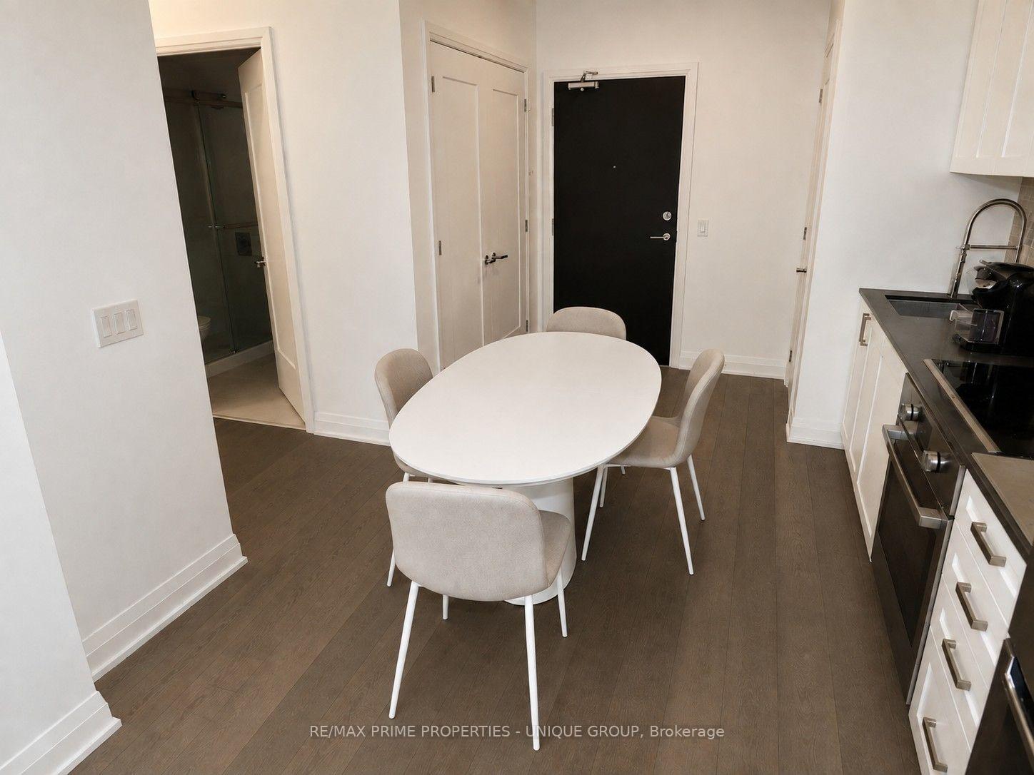 Photo 12 of Unit 412, 293 The Kingsway, Etobicoke, Edenbridge-Humber Valley — HOMEH