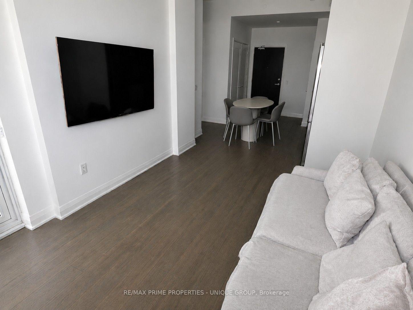 Photo 18 of Unit 412, 293 The Kingsway, Etobicoke, Edenbridge-Humber Valley — HOMEH