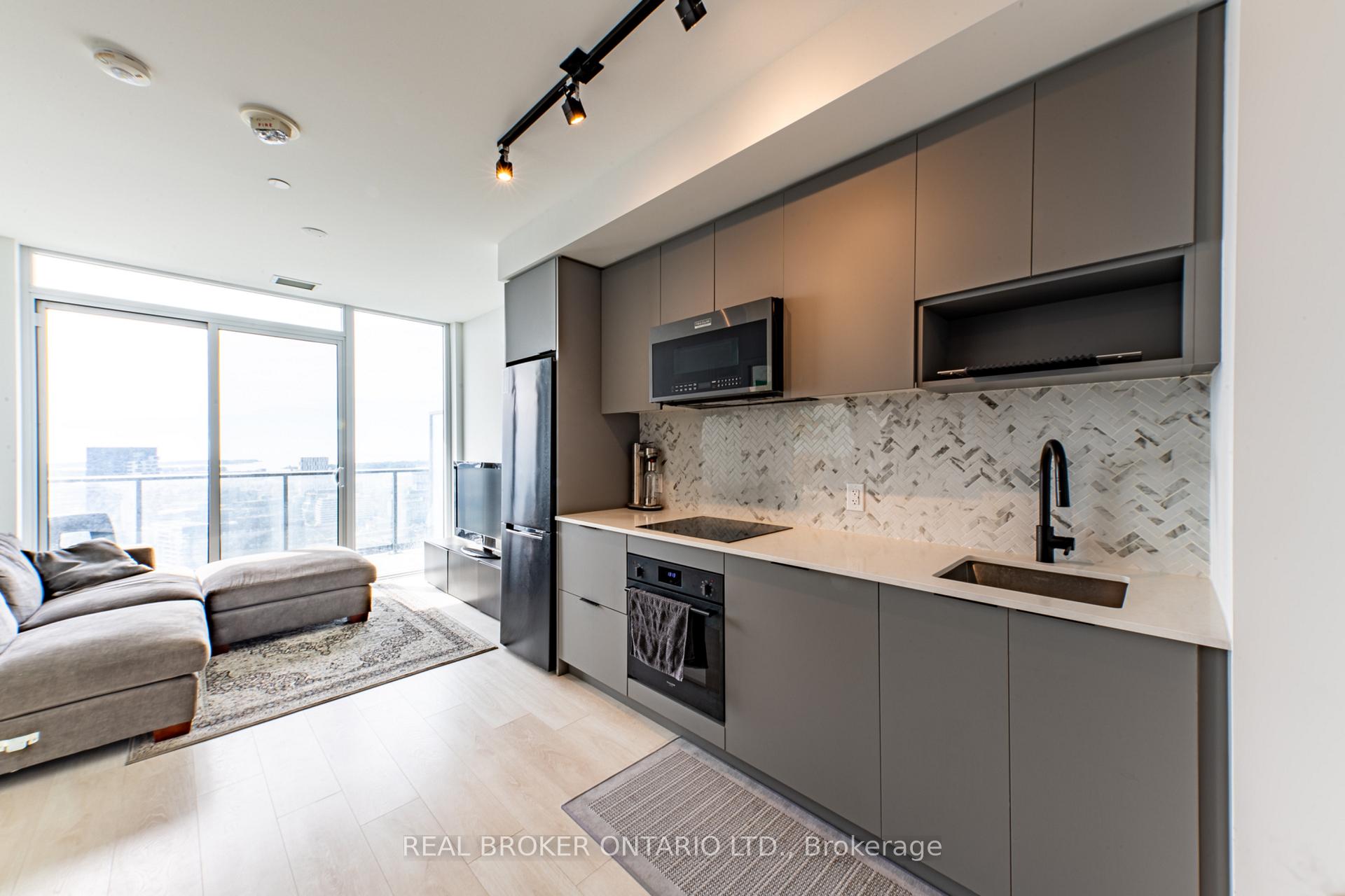 Photo 6 of Unit 3103, 5 Defries Street, Toronto, Regent Park — HOMEH