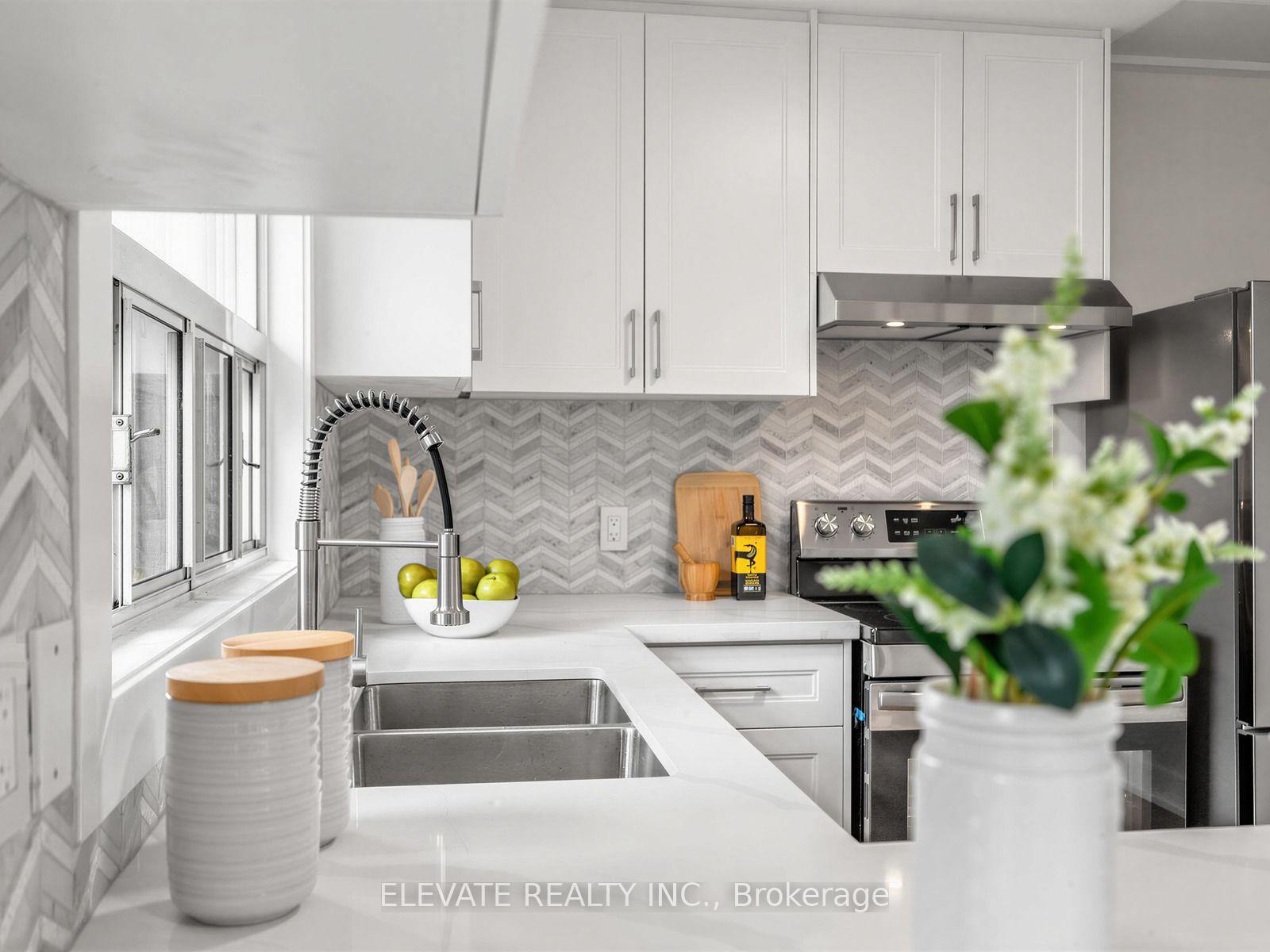 Photo 13 of 730 Danforth Road, Scarborough, Kennedy Park — HOMEH