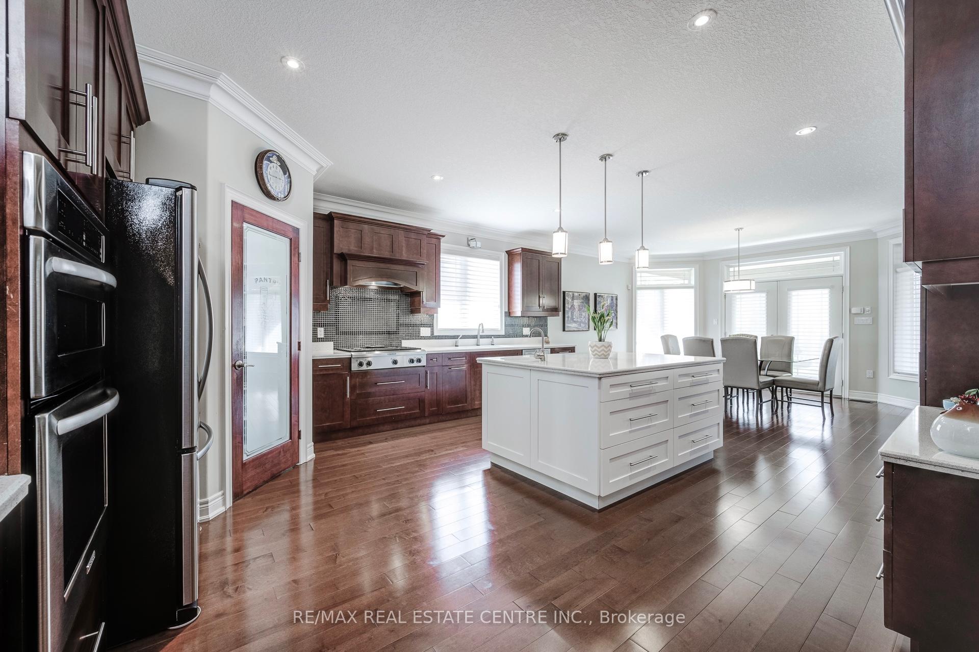 Photo 7 of 4072 Highland Park Drive, Lincoln, Beamsville — HOMEH