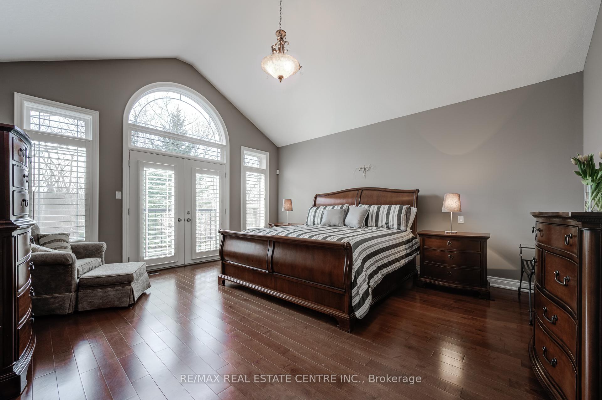 Photo 19 of 4072 Highland Park Drive, Lincoln, Beamsville — HOMEH