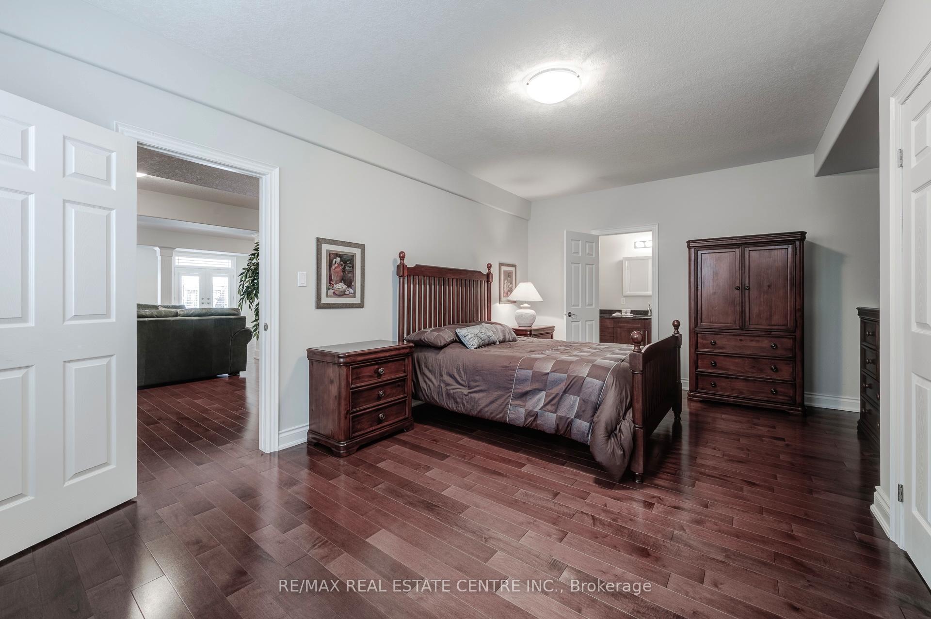 Photo 27 of 4072 Highland Park Drive, Lincoln, Beamsville — HOMEH
