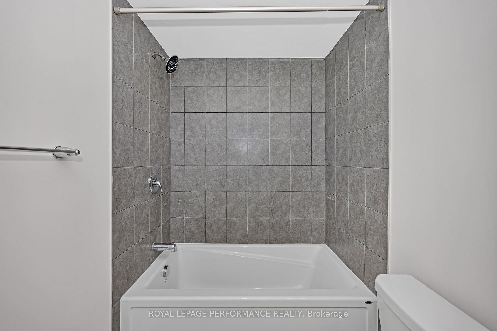 Photo 18 of 251 Zenith Private, Ottawa, Barrhaven - Half Moon Bay — HOMEH