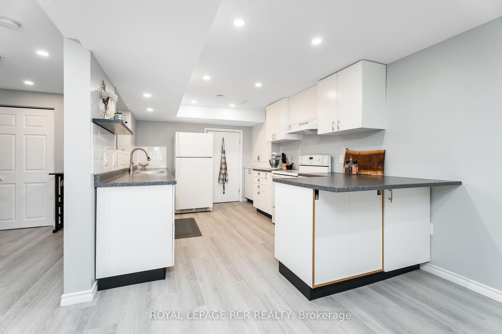 Photo 26 of 234 Howard Crescent, Orangeville — HOMEH