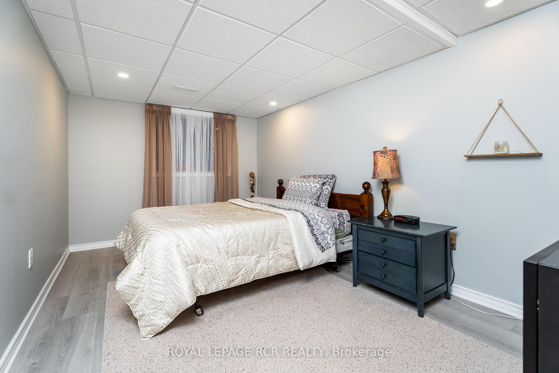 Photo 30 of 234 Howard Crescent, Orangeville — HOMEH