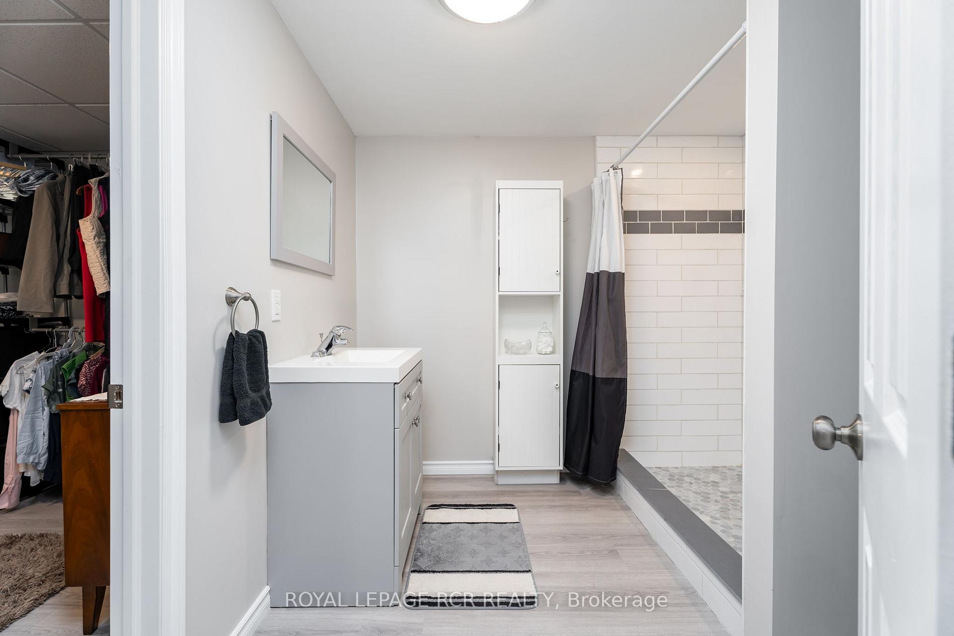 Photo 32 of 234 Howard Crescent, Orangeville — HOMEH