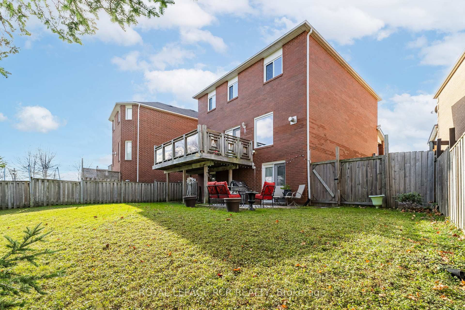 Photo 34 of 234 Howard Crescent, Orangeville — HOMEH