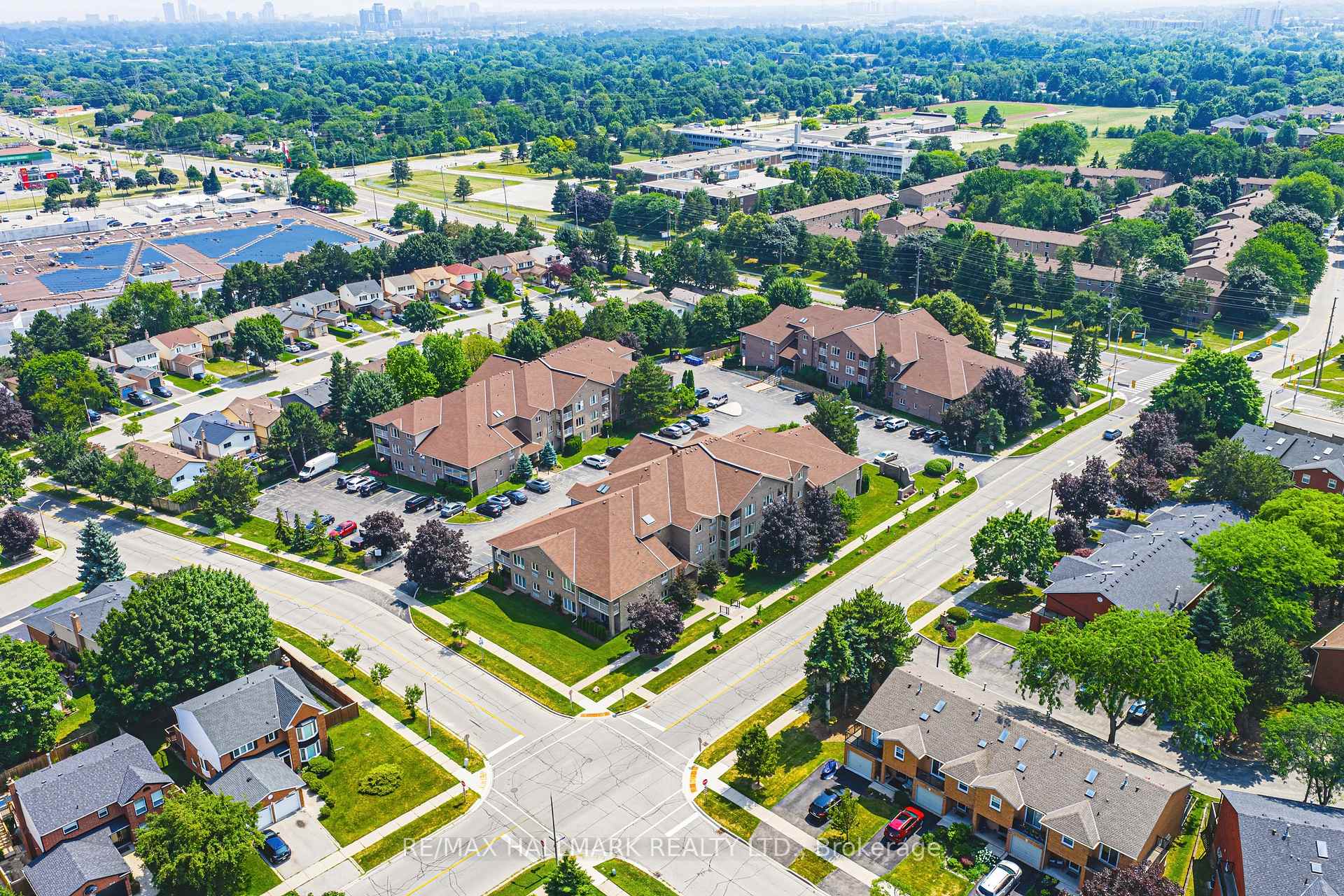 Photo of Unit 6, 3050 Pinemeadow Drive