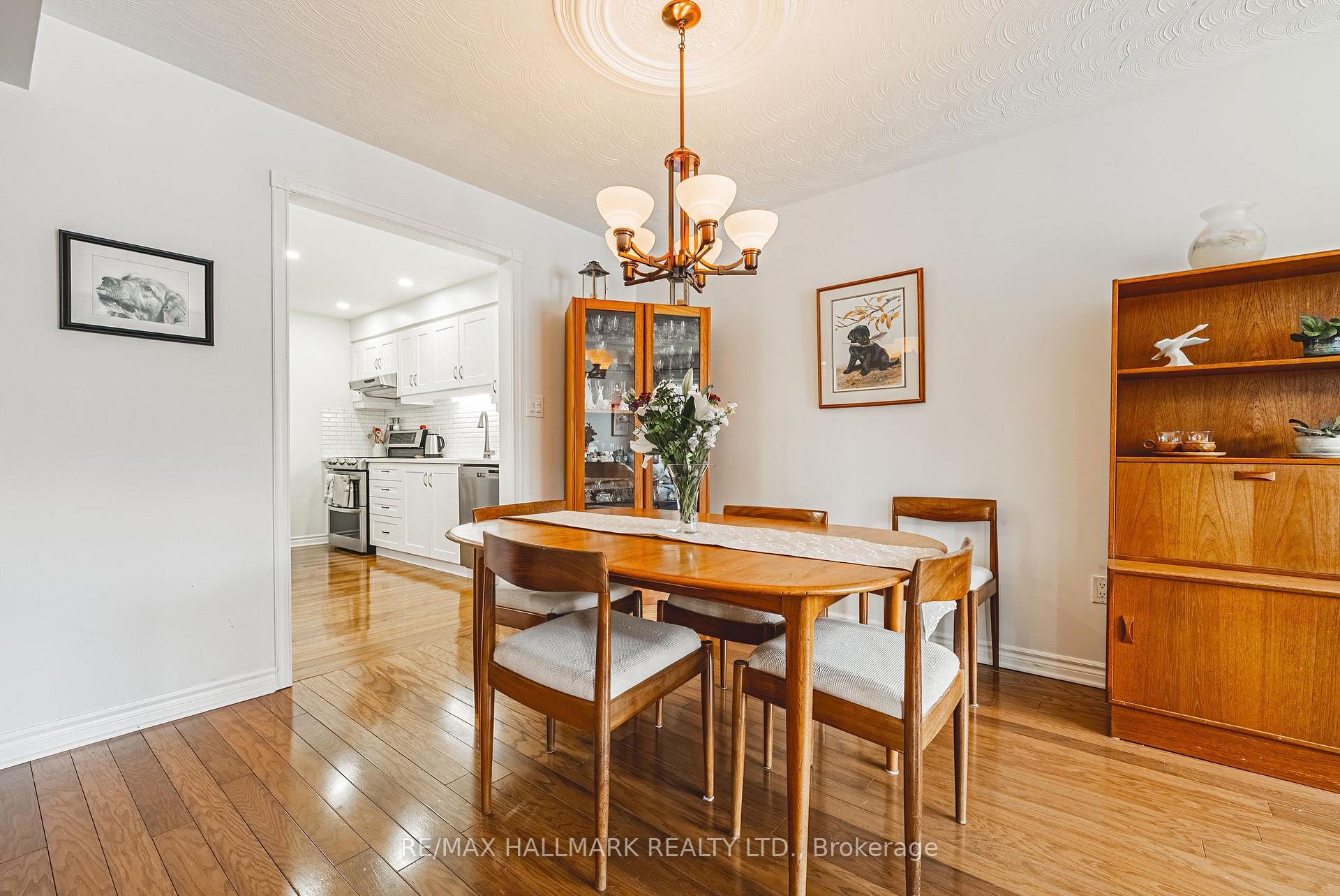 Photo 12 of Unit 6, 3050 Pinemeadow Drive, Burlington, Headon — HOMEH