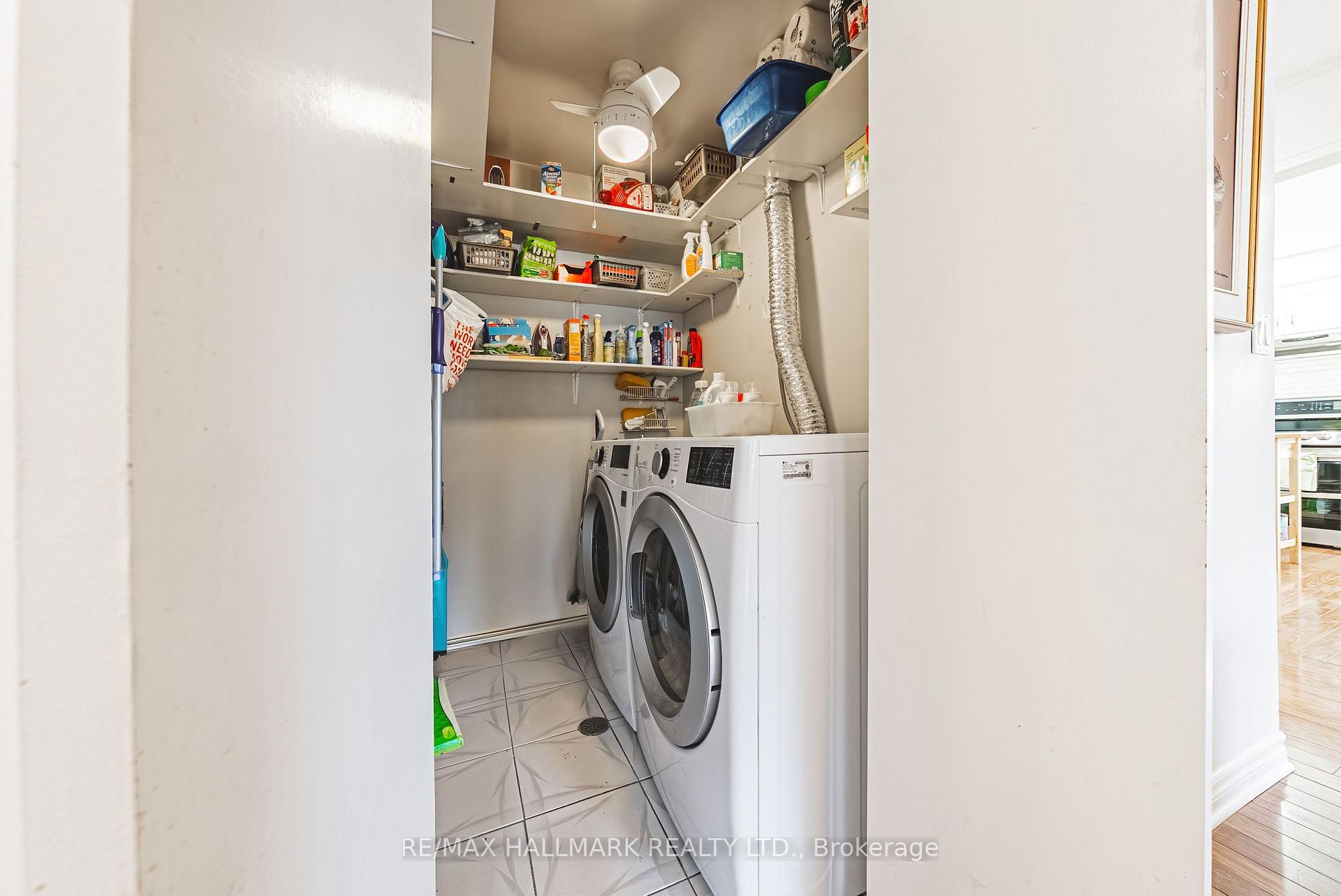 Photo 30 of Unit 6, 3050 Pinemeadow Drive, Burlington, Headon — HOMEH