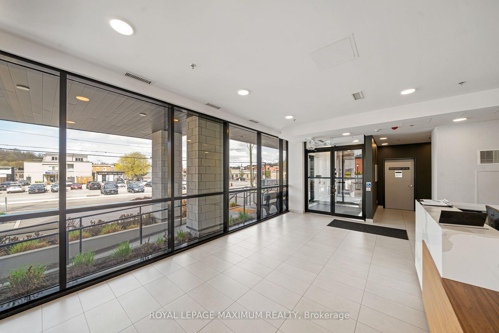 Photo 8 of Unit 313, 50 Ann Street, Caledon, Bolton West — HOMEH