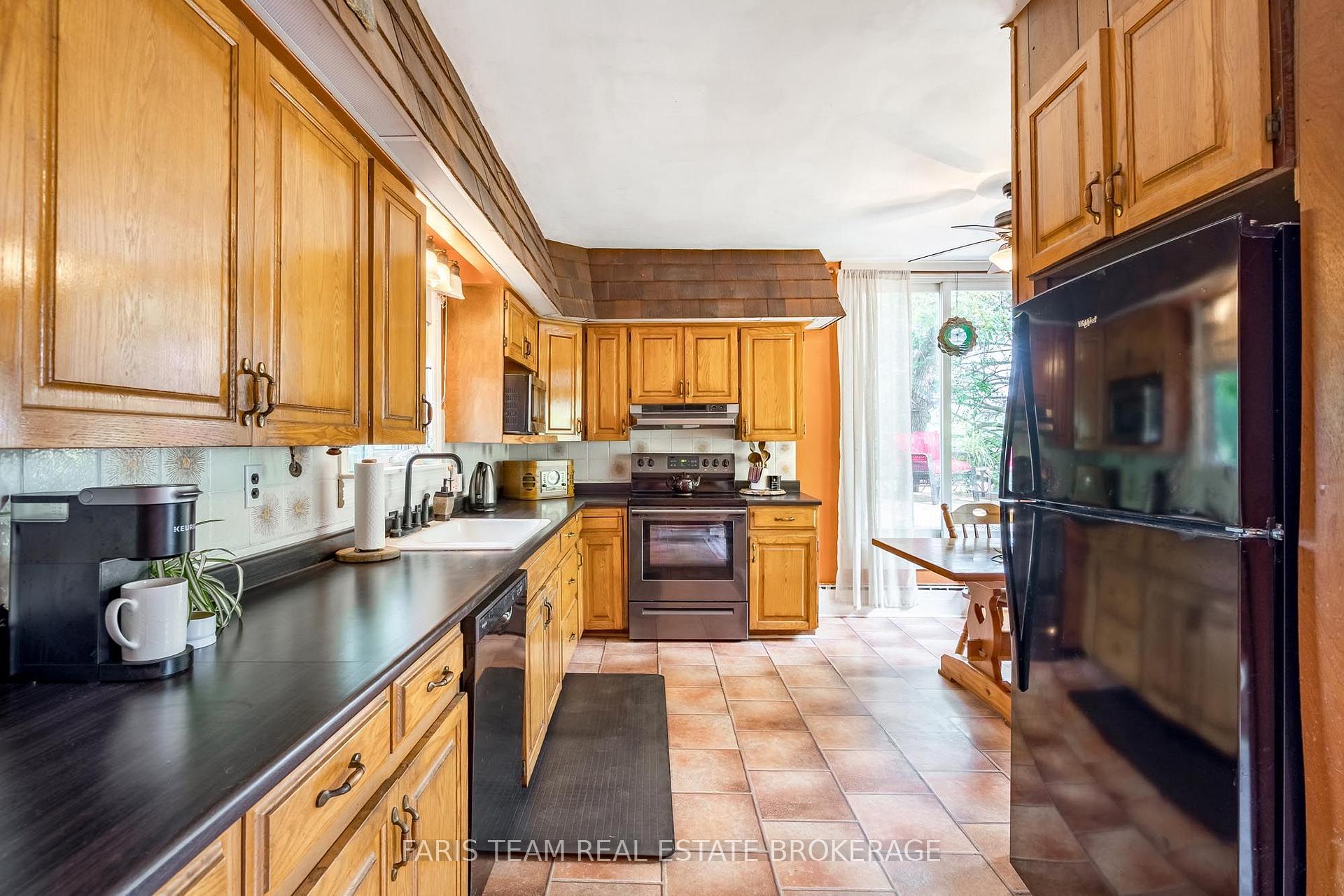 Photo 4 of 338 Gloucester Street, Midland — HOMEH