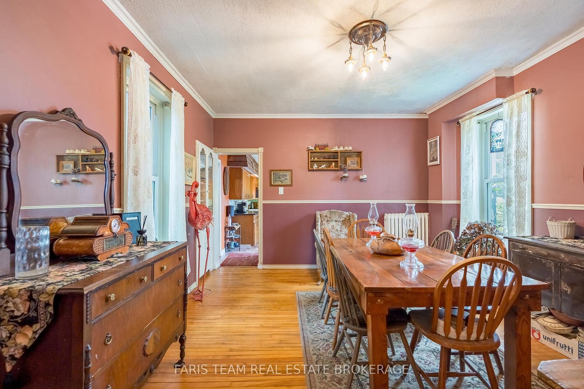 Photo 11 of 338 Gloucester Street, Midland — HOMEH