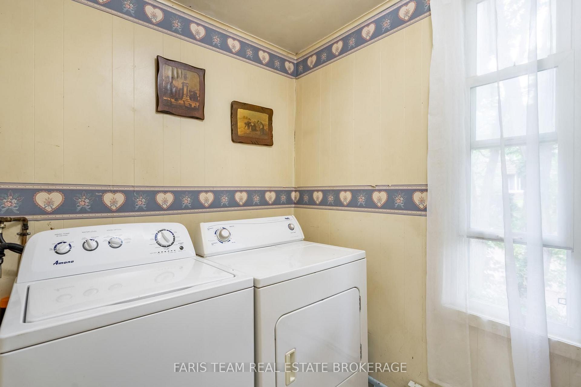 Photo 16 of 338 Gloucester Street, Midland — HOMEH