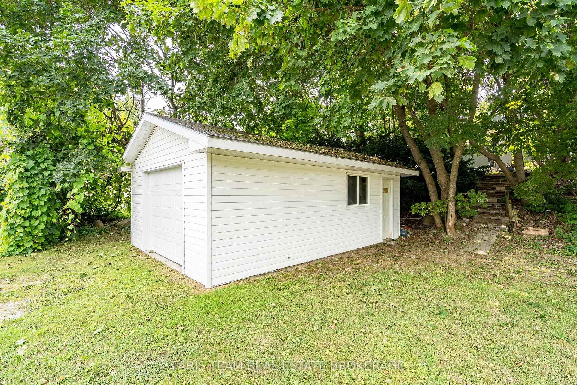 Photo 35 of 338 Gloucester Street, Midland — HOMEH