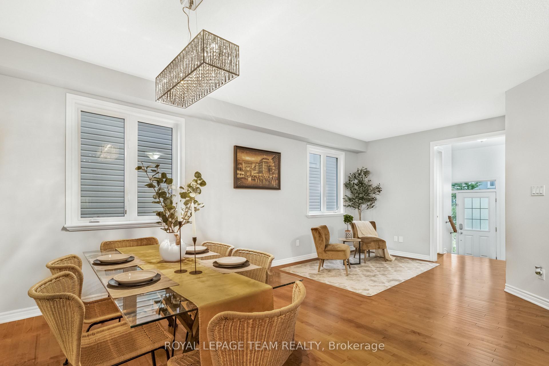 Photo 8 of 57 Crownridge Drive, Ottawa, Kanata - Emerald Meadows/Trailwest — HOMEH