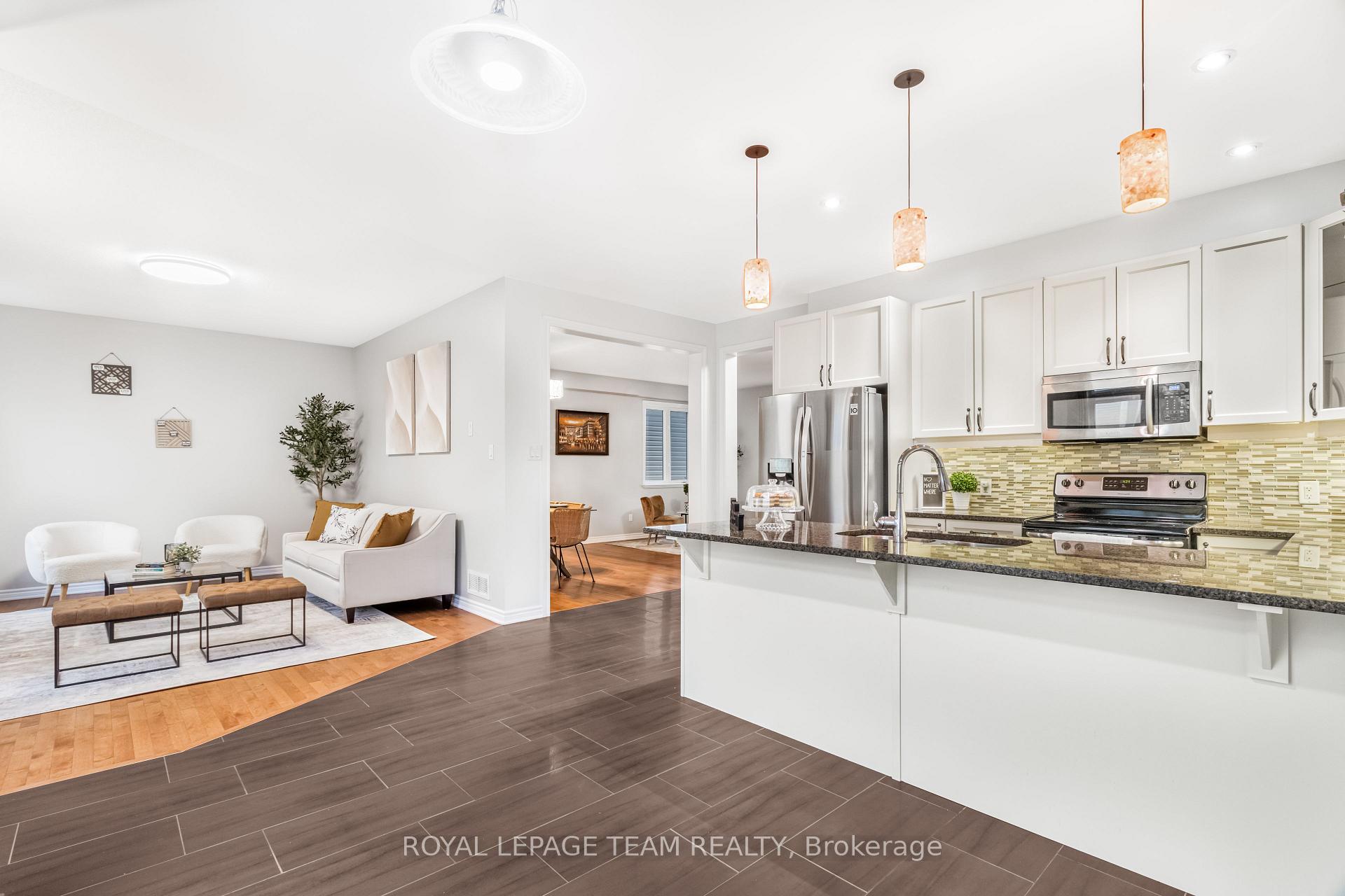 Photo 14 of 57 Crownridge Drive, Ottawa, Kanata - Emerald Meadows/Trailwest — HOMEH