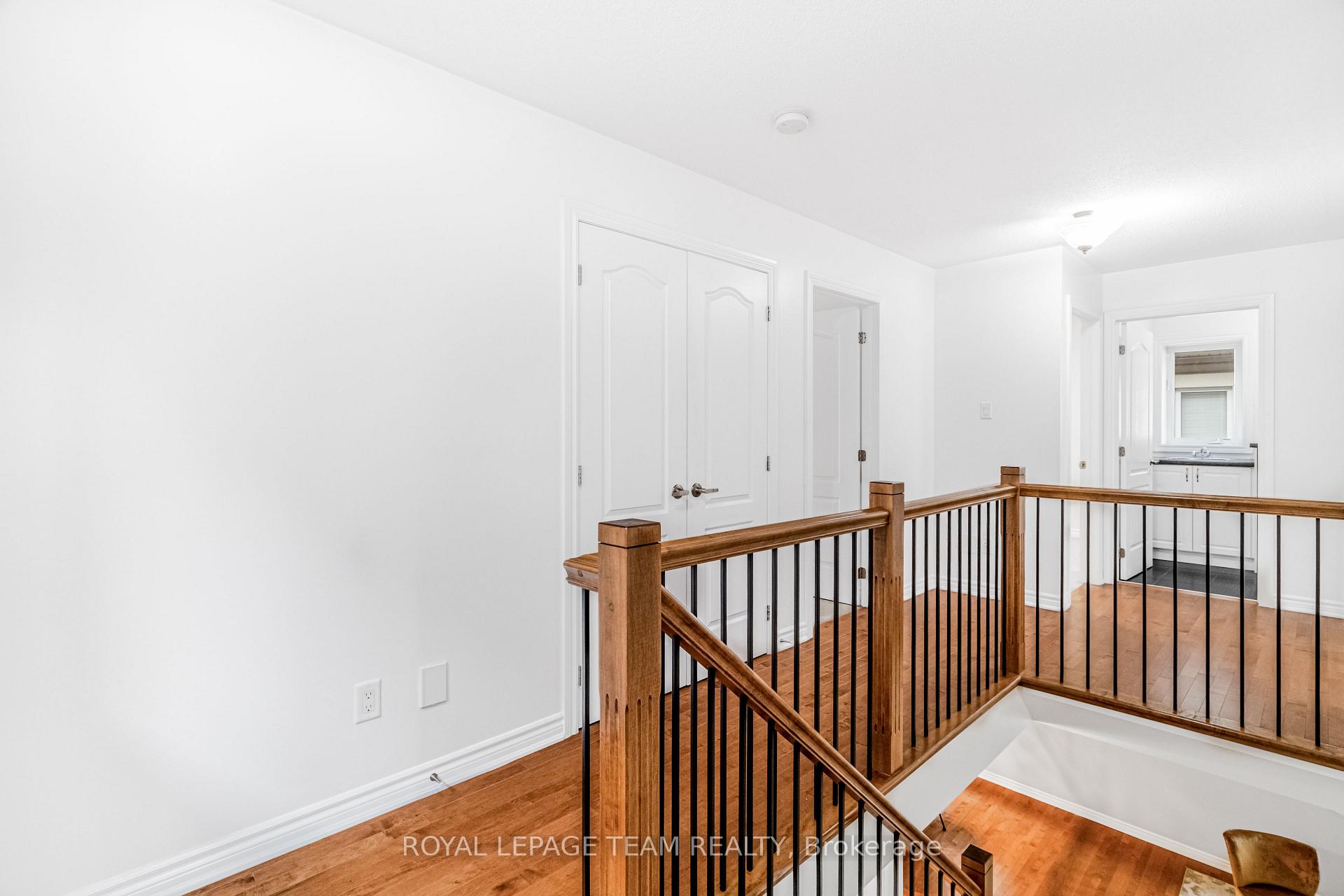 Photo 19 of 57 Crownridge Drive, Ottawa, Kanata - Emerald Meadows/Trailwest — HOMEH