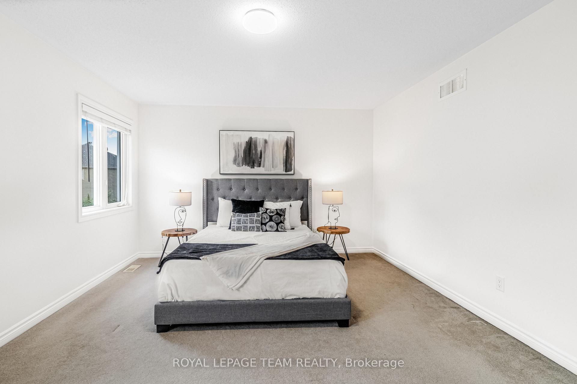 Photo 23 of 57 Crownridge Drive, Ottawa, Kanata - Emerald Meadows/Trailwest — HOMEH
