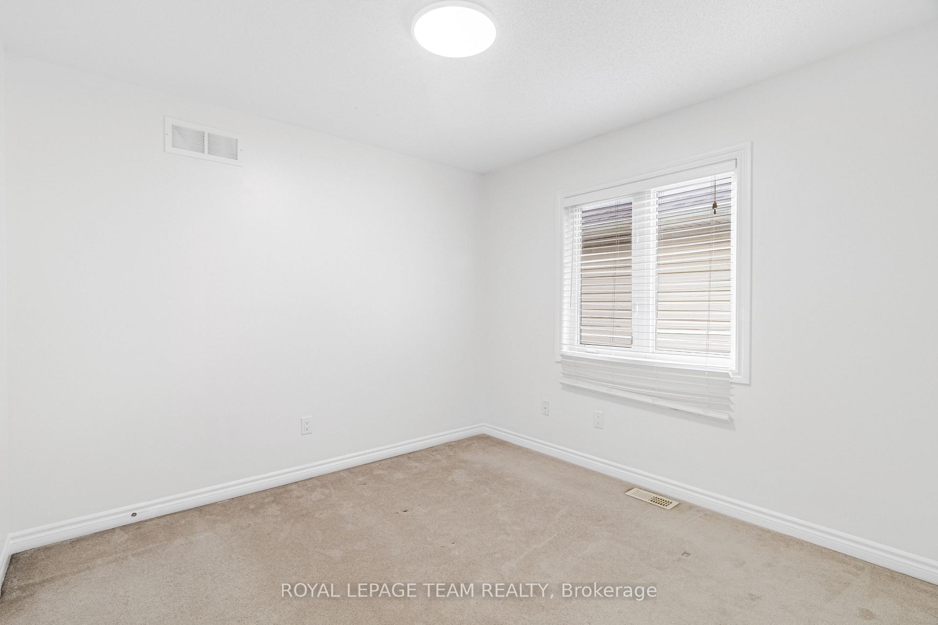 Photo 31 of 57 Crownridge Drive, Ottawa, Kanata - Emerald Meadows/Trailwest — HOMEH