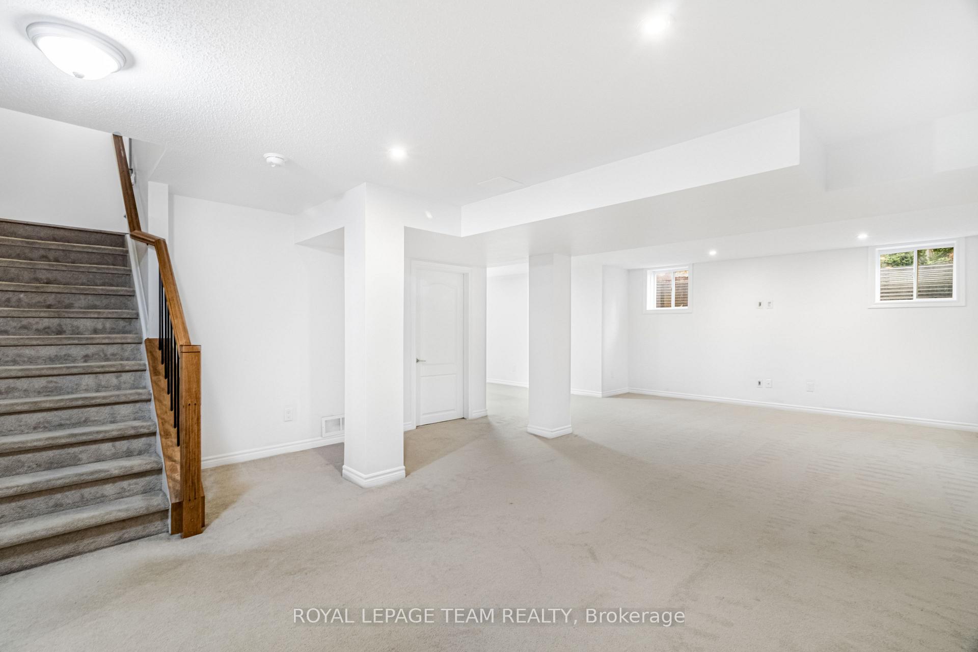 Photo 38 of 57 Crownridge Drive, Ottawa, Kanata - Emerald Meadows/Trailwest — HOMEH