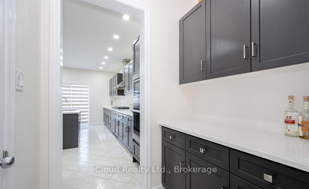 Photo 7 of 44 Macalister Boulevard, Guelph, Kortright East — HOMEH