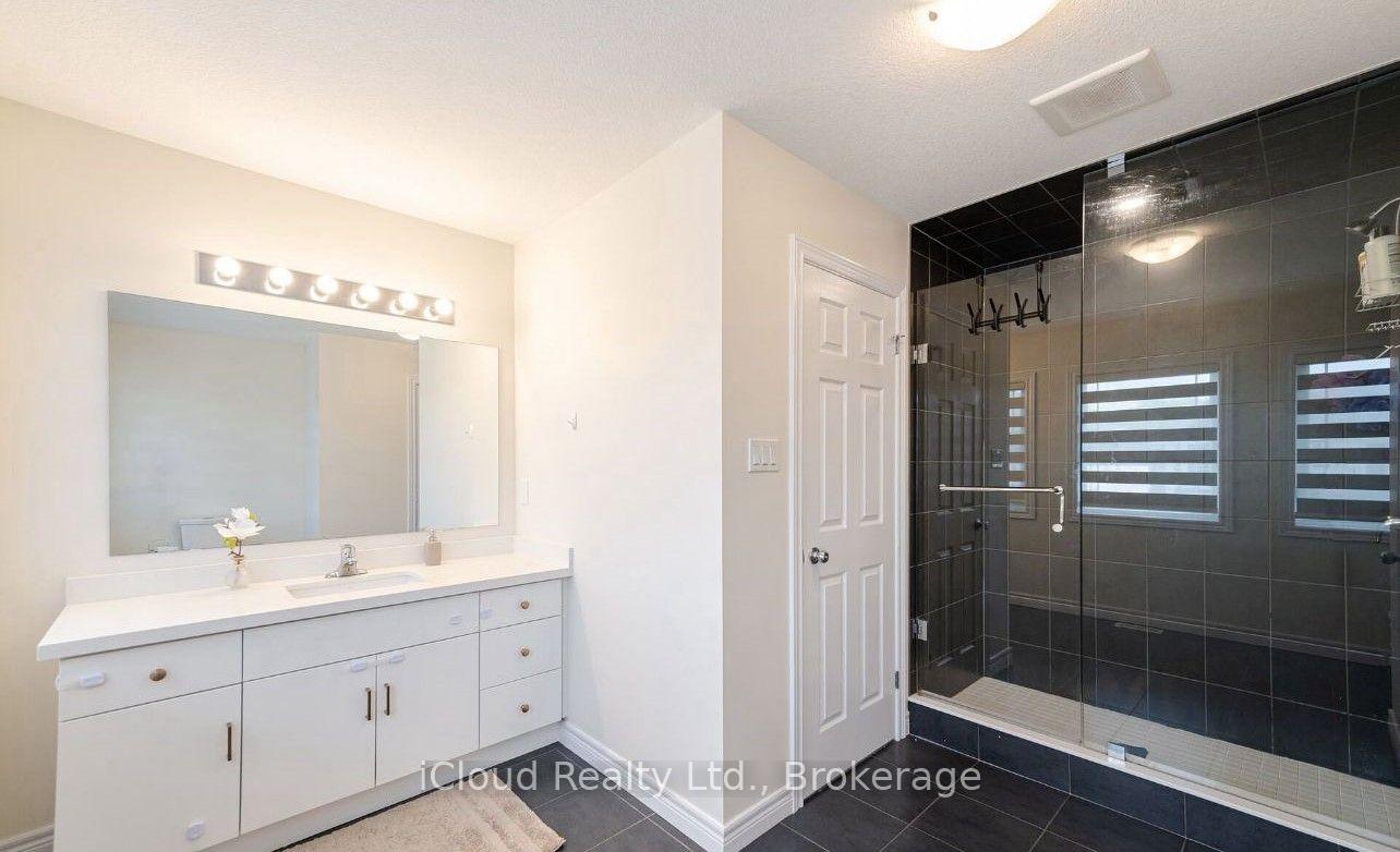 Photo 12 of 44 Macalister Boulevard, Guelph, Kortright East — HOMEH