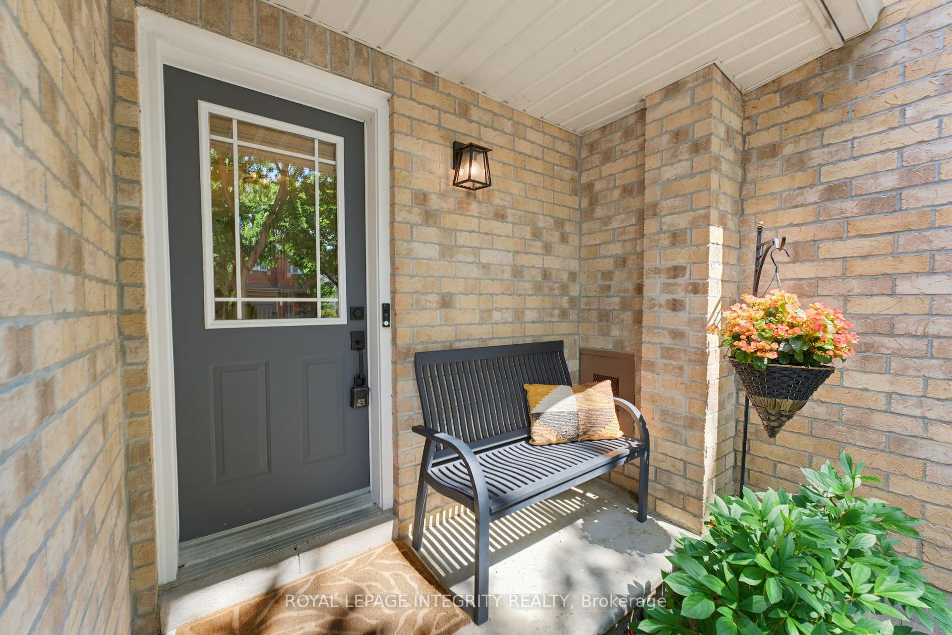 Photo 4 of 515 Woodchase Street, Ottawa, Kanata - Morgan's Grant/South March — HOMEH