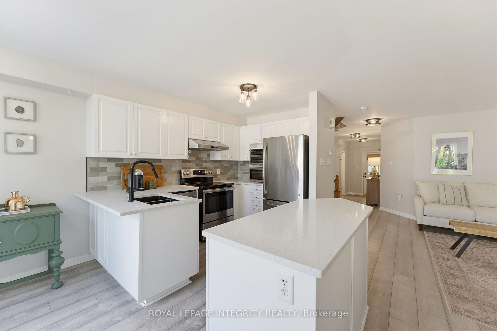 Photo 9 of 515 Woodchase Street, Ottawa, Kanata - Morgan's Grant/South March — HOMEH