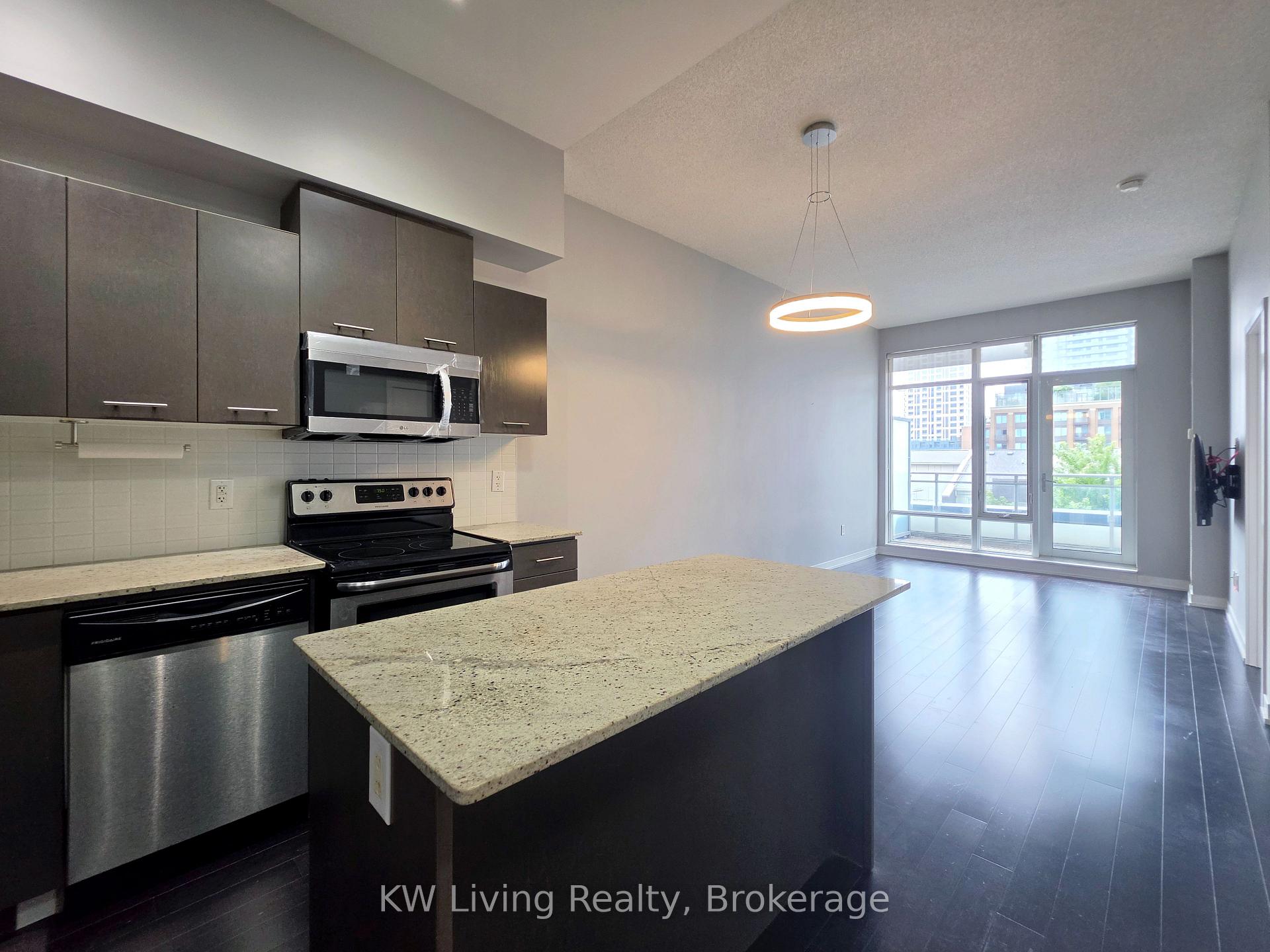 Front of Unit 407, 365 Prince of Wales Drive