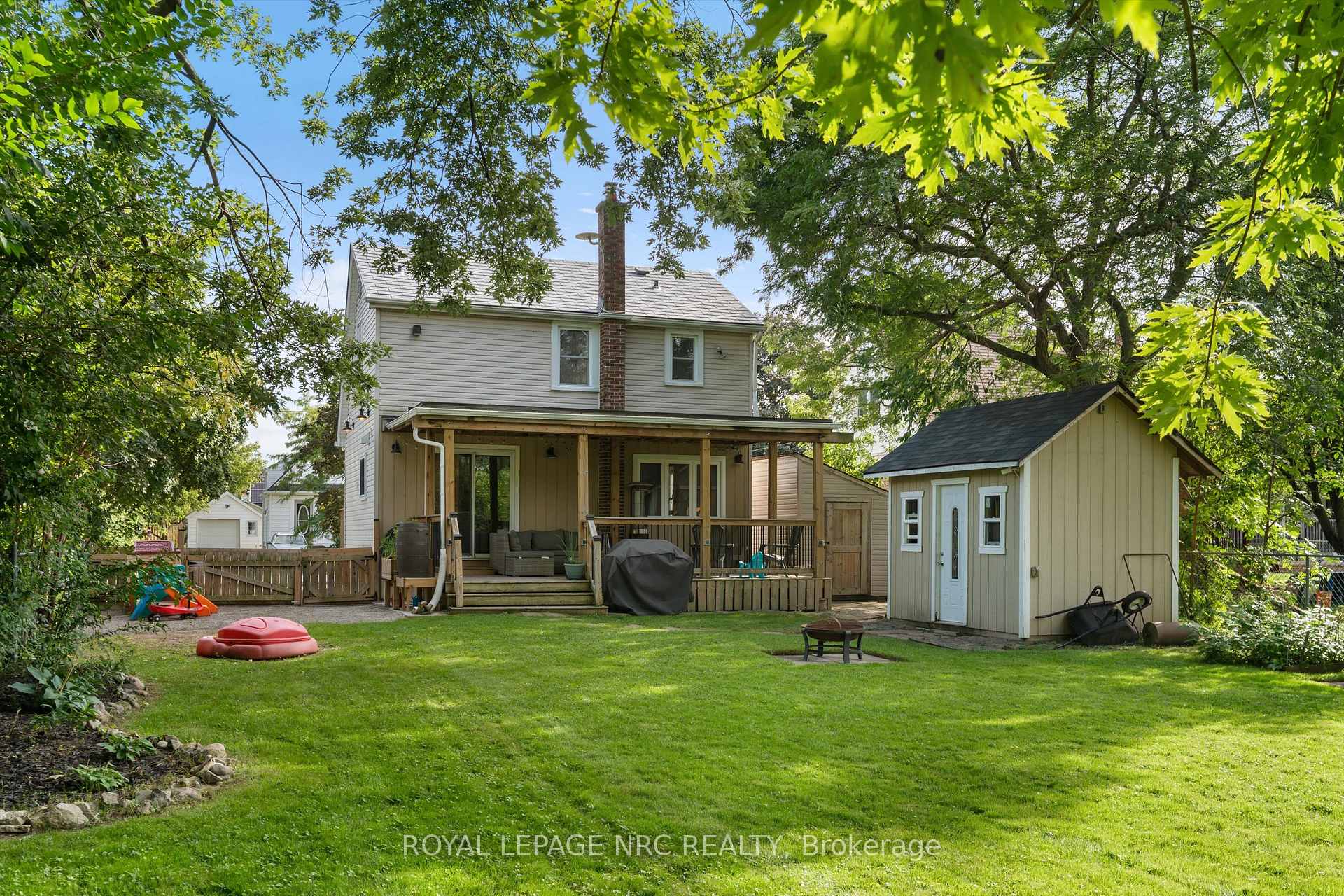 Photo 32 of 7 Vivian Avenue, St. Catharines, Carlton/Bunting — HOMEH