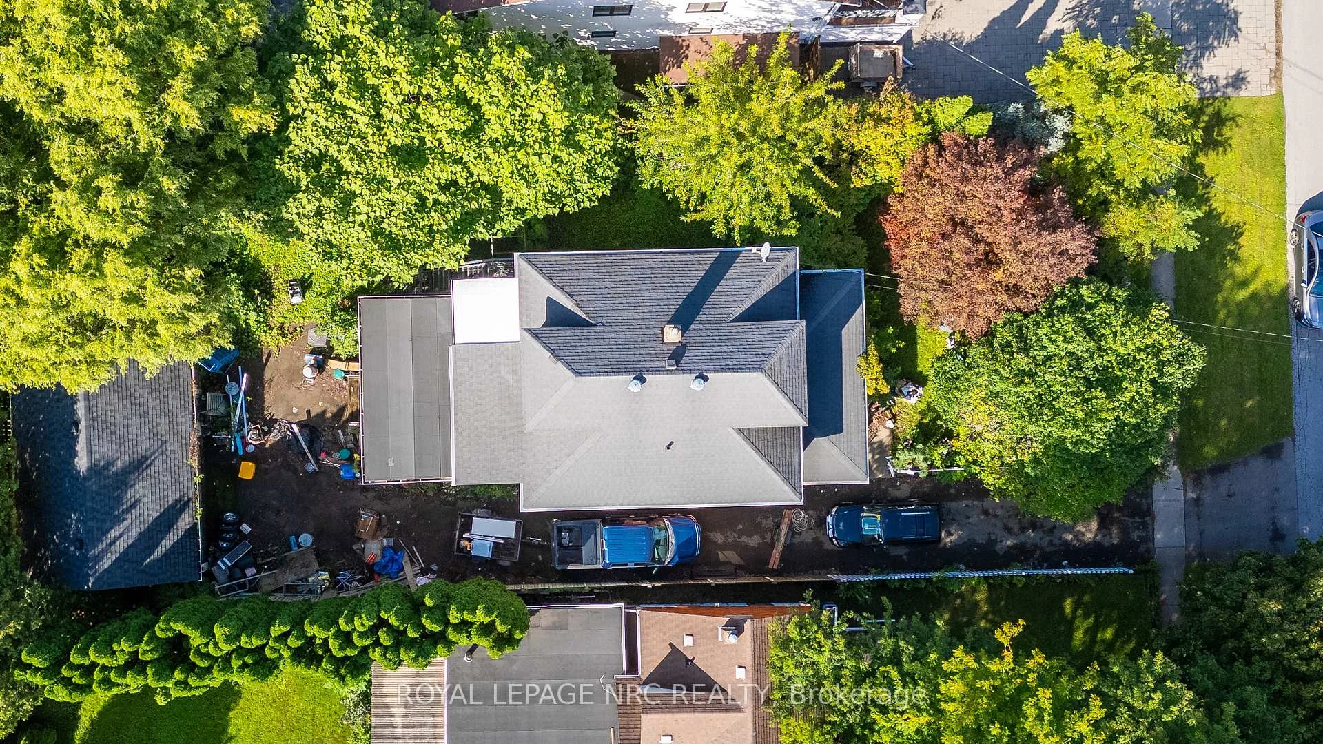 Photo 11 of 6068 Dixon Street, Niagara Falls, Dorchester — HOMEH