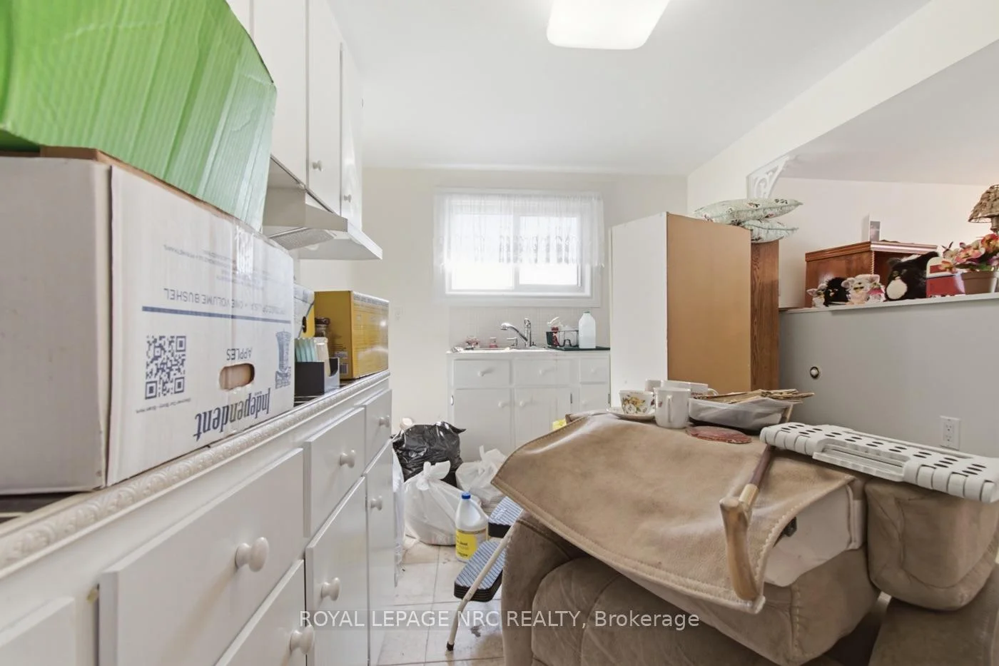 Photo 13 of 6068 Dixon Street, Niagara Falls, Dorchester — HOMEH