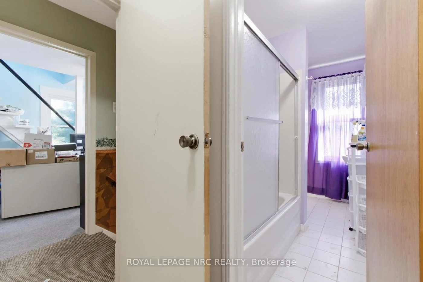 Photo 14 of 6068 Dixon Street, Niagara Falls, Dorchester — HOMEH