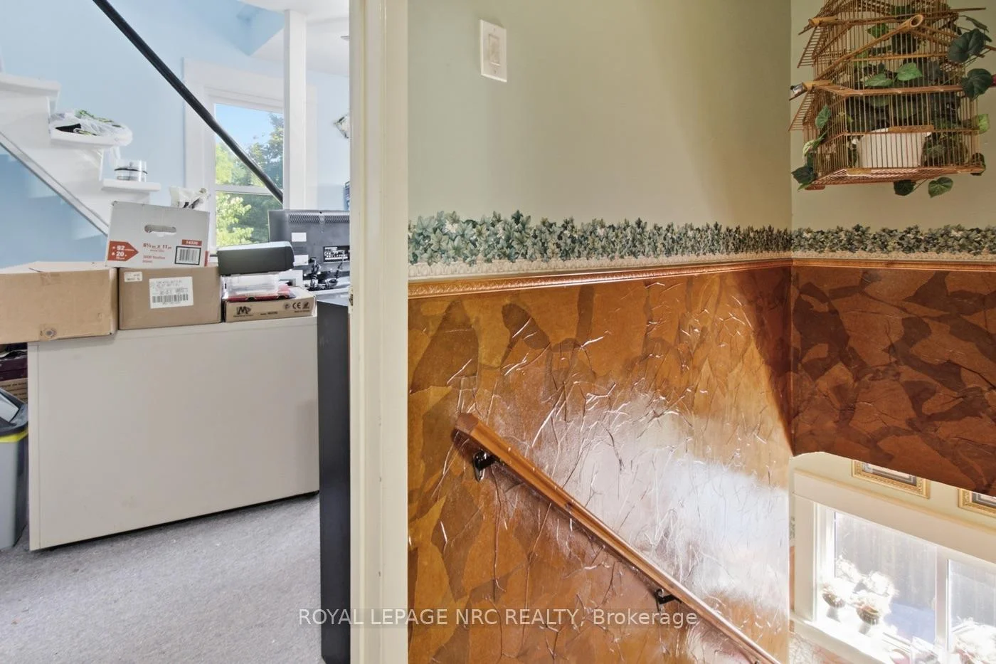 Photo 16 of 6068 Dixon Street, Niagara Falls, Dorchester — HOMEH