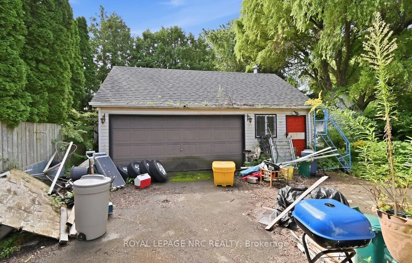 Photo 28 of 6068 Dixon Street, Niagara Falls, Dorchester — HOMEH