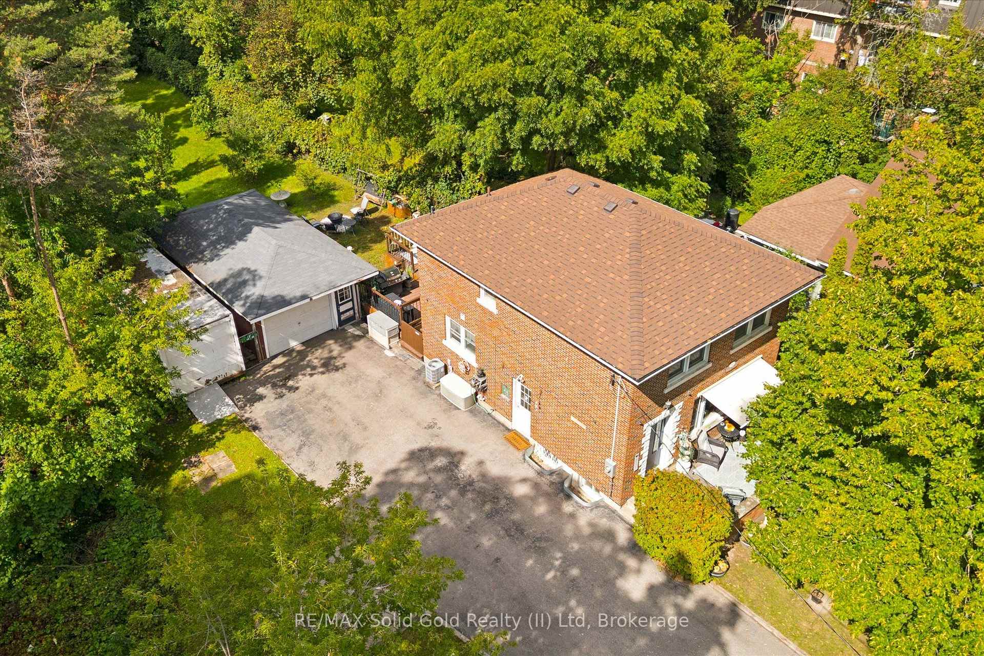Photo 5 of 786 Stirling Avenue S, Kitchener, Meinzinger — HOMEH