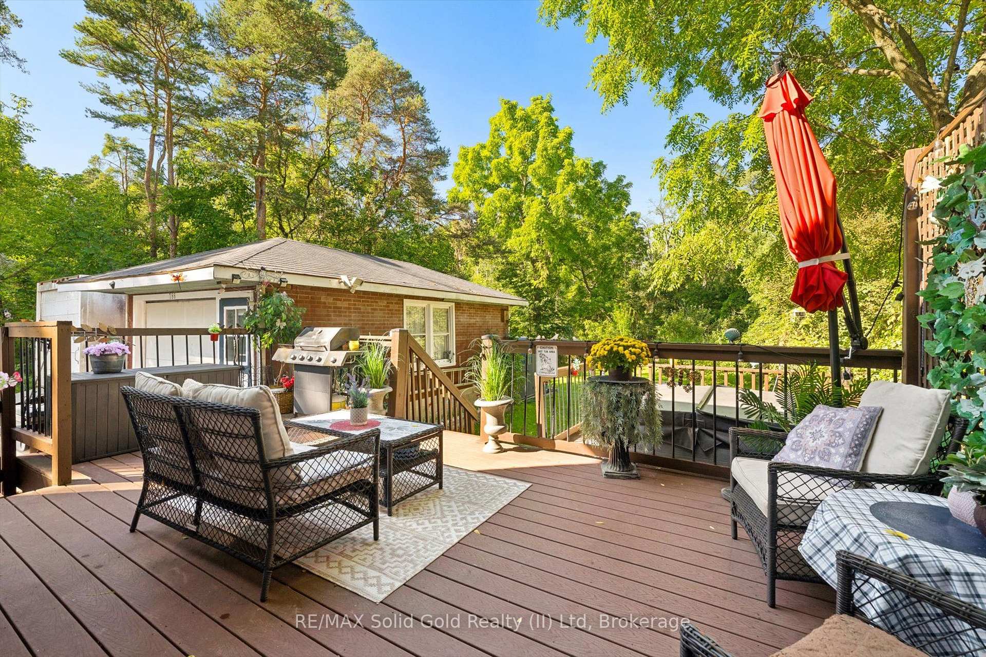 Photo 9 of 786 Stirling Avenue S, Kitchener, Meinzinger — HOMEH