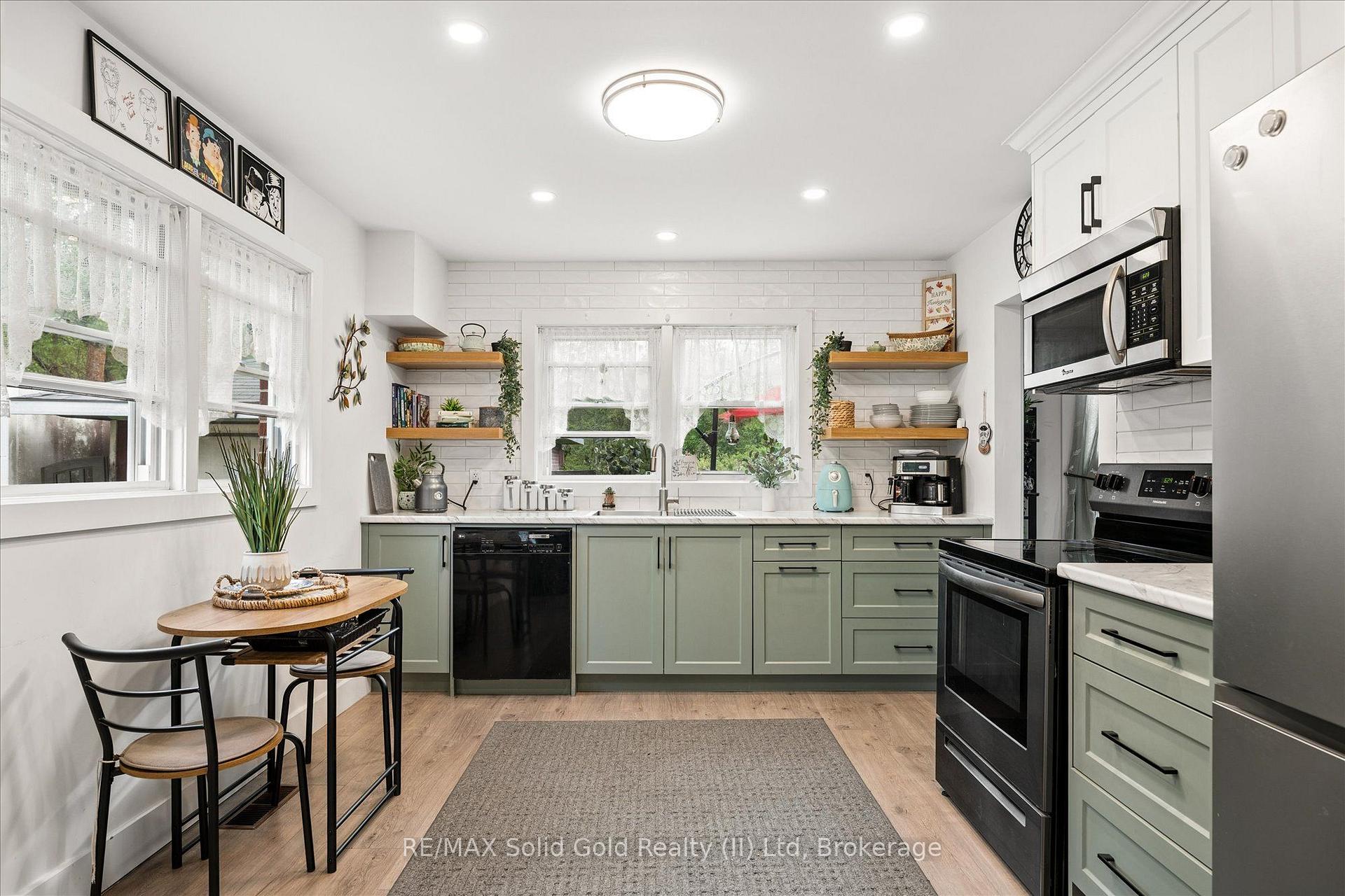 Photo 18 of 786 Stirling Avenue S, Kitchener, Meinzinger — HOMEH