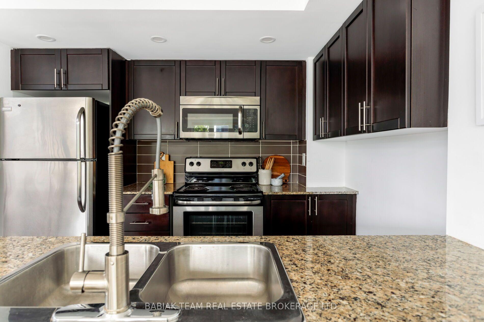 Photo 8 of Unit 258, 8 Foundry Avenue, Toronto, Dovercourt-Wallace Emerson-Junction — HOMEH