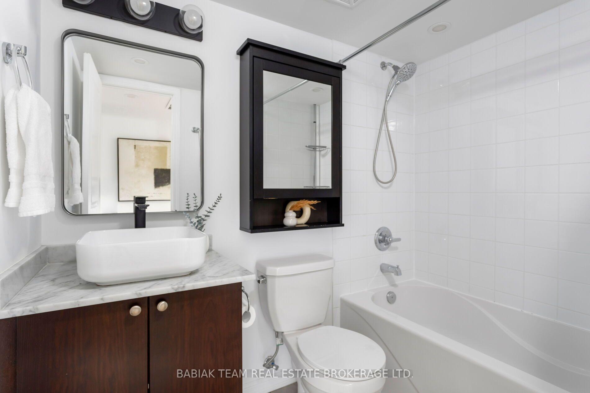 Photo 23 of Unit 258, 8 Foundry Avenue, Toronto, Dovercourt-Wallace Emerson-Junction — HOMEH